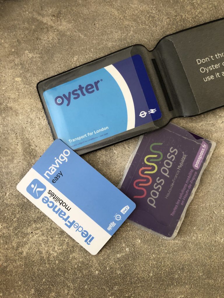 Oyster card, carte Navigo pour Paris et carte Pass pass pour les Hauts-de-France