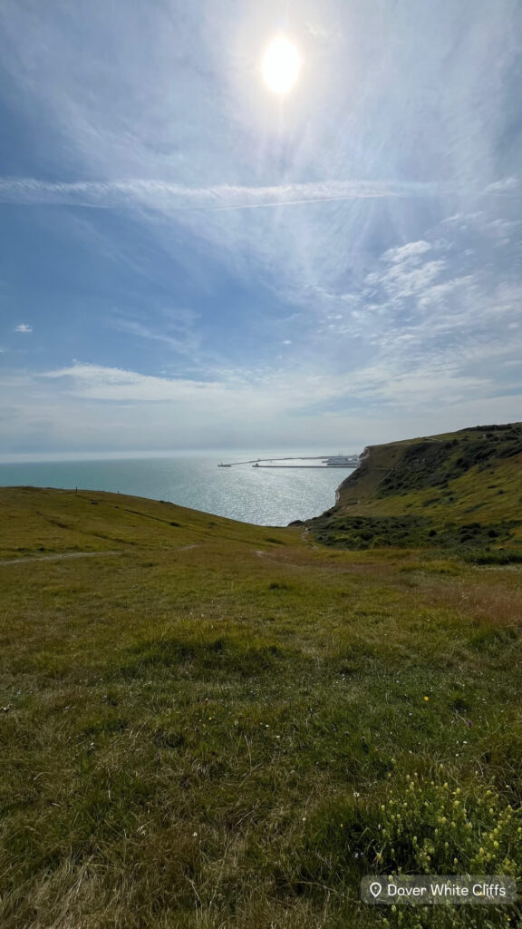 Vue de la mer depuis les falaises