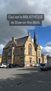 Ceci est la bibliothèque de Stow-on-the-Wolds : un église !