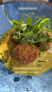 De retour au Blockley village café. Les "haddock beignets" étaient une tuerie.