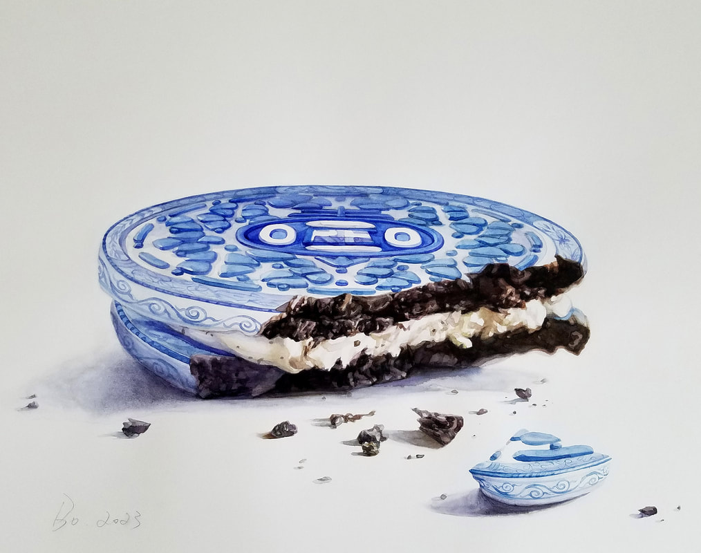 Aquarelle d'un biscuit Oreo dans luel on a déjà croqué, le dessus et le dessous avec la texture et le motif d'une porcelaine de Chine